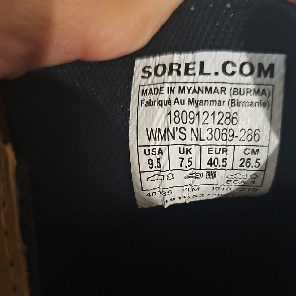 Sorel Women's Brown and Black Waterproof Boots - Picture 4 of 6